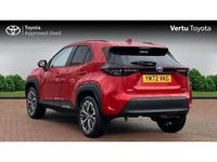 Used Toyota Yaris Cross 113 HP (83 kW) 2023 Red SUV