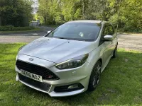Usado Ford Focus ST 2017 Prateado Citadino