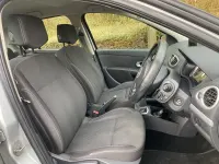 Used Renault Clio Dynamique 86 HP (63 kW) 2010 Silver Hatchback