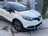 Used Renault Captur Dynamique 88 HP (64 kW) 2015 Cream/black SUV