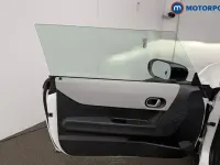 Used Mini Cooper Exclusive 204 HP (150 kW) 2024 White Hatchback