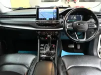 Used Jeep Compass 2023 White/black SUV