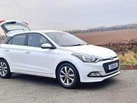 Used Hyundai i20 SE 84 HP (61 kW) 2016 White Hatchback
