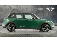 Used Mini Cooper Exclusive 113 kW (154 HP) 2026 Green Hatchback