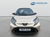 Used Toyota Aygo X 72 HP (52 kW) 2024 Beige SUV
