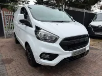 Used Ford Transit Custom Limited 130 HP (95 kW) 2019 White Van