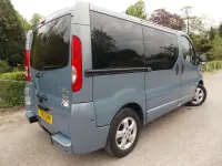 Usado Renault Trafic 115 HP (84 kW) 2013 Azul Monovolume