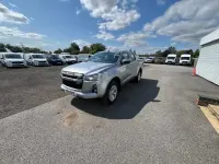 Używany Isuzu Pick up 164 KM (120 kW) 2021 Srebrny Pickup