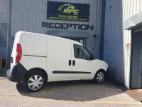 Used Vauxhall Combo 95 HP (69 kW) 2017 White MPV