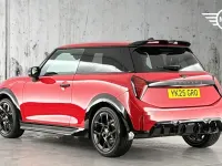 Used Mini Cooper S Hatch 201 HP (147 kW) 2025 Red Hatchback