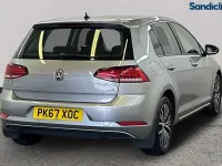 Used VW Golf VII SE 110 HP (80 kW) 2018 Hatchback