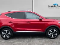 Used MG ZS Trophy 130 kW (177 HP) 2023 Red SUV