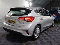 Used Ford Focus Titanium 120 HP (88 kW) 2019 Silver Hatchback