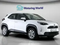 Usado Toyota Yaris Cross 116 HP (85 kW) 2023 Branco SUV