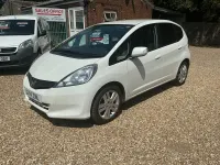 Used Honda Jazz ES 99 HP (72 kW) 2014 White Hatchback