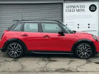 Used Mini Cooper S Hatch 201 HP (147 kW) 2024 Red Hatchback