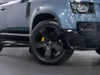 Usado Land Rover Defender SE Dynamic 2022 Azul SUV