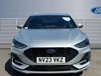 Używany Ford Focus ST-Line 125 KM (91 kW) 2023 Srebrny Hatchback