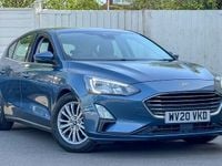 Begagnad Ford Focus Titanium 125 HK (91 kW) 2021 Halvkombi