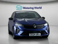 Used Renault Clio Techno 90 HP (66 kW) 2024 Blue Hatchback
