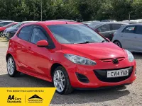 Used Mazda 2 2014 Red Hatchback