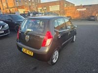 Used Hyundai i10 Comfort 77 HP (56 kW) 2010 Black Hatchback