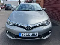 Used Toyota Auris 116 HP (85 kW) 2015 Grey Hatchback