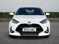 Used Toyota Yaris Design 116 HP (85 kW) 2024 White Hatchback