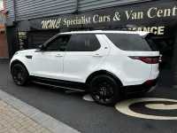 Usado Land Rover Discovery 5 Landmark 306 HP (225 kW) 2020 Branco SUV