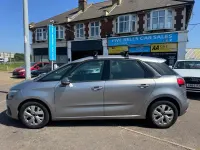 Used Citroën C4 PureTech 2018 Grey MPV