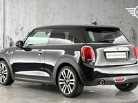 Begagnad Mini Cooper Exclusive 134 HK (98 kW) 2018 Svart Halvkombi