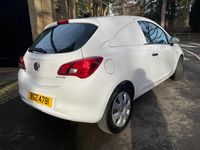 Used Vauxhall Corsa 95 HP (69 kW) 2016 White Van