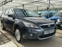 Używany Ford Focus Titanium 125 KM (91 kW) 2008 Szary Hatchback