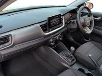 Used Kia Stonic 98 HP (72 kW) 2025 White SUV