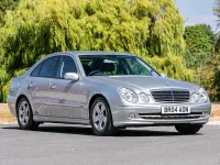 Used Mercedes E320 Avantgarde 221 HP (162 kW) 2022 Silver