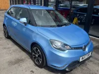Used MG MG3 106 HP (77 kW) 2017 Blue Hatchback