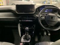 Used Peugeot 2008 Allure 131 HP (96 kW) 2024 Grey SUV