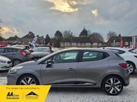 Used Renault Clio IV Dynamique 90 HP (66 kW) 2016 Grey Hatchback