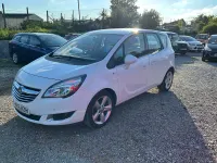 Used Vauxhall Meriva 2015 White MPV