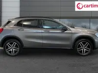 Usado Mercedes GLA180 Urban 122 HP (89 kW) 2018 Cinzento SUV