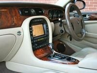 Used Jaguar XJ6 240 HP (176 kW) 2006 Sedan