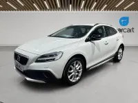 Used Volvo V40 Pro 152 HP (111 kW) 2018 White Hatchback