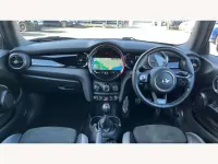 Usado Mini Cooper Sport 136 CV (100 kW) 2021 Rojo Utilitario