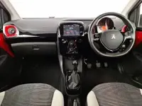 Used Peugeot 108 Collection 82 HP (60 kW) 2018 Red Hatchback