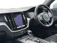 Used Volvo XC60 R-Design 235 HP (172 kW) 2017 Black SUV