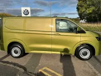 New VW Transporter 100 kW (136 HP) 2025 Green Van