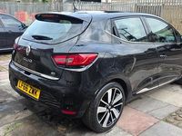 Used Renault Clio IV Dynamique 2016 Black Hatchback