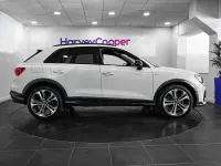 Used Audi 200 Black Edition 200 HP (147 kW) 2023 White Estate