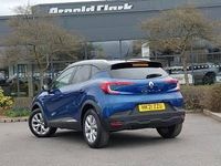 Używany Renault Captur Iconic 130 KM (95 kW) 2021 Niebieski SUV