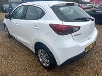 Used Mazda 2 2018 White Hatchback
